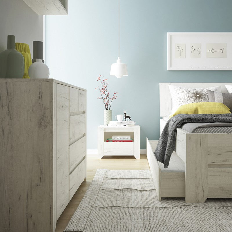 Axton Baychester 3 Door Wardrobe