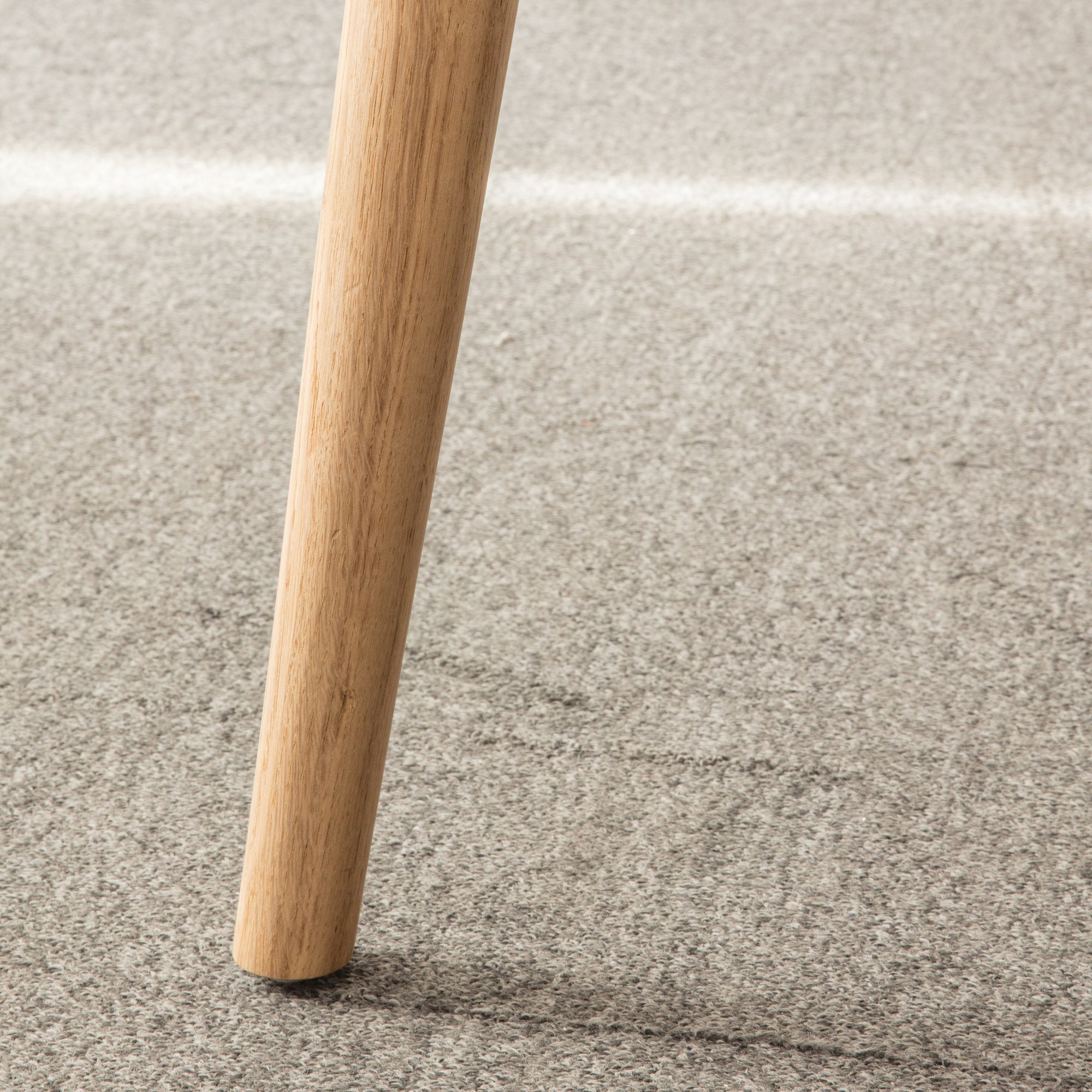 Mayfield Ontario Oak Round Dining Table 1000mm