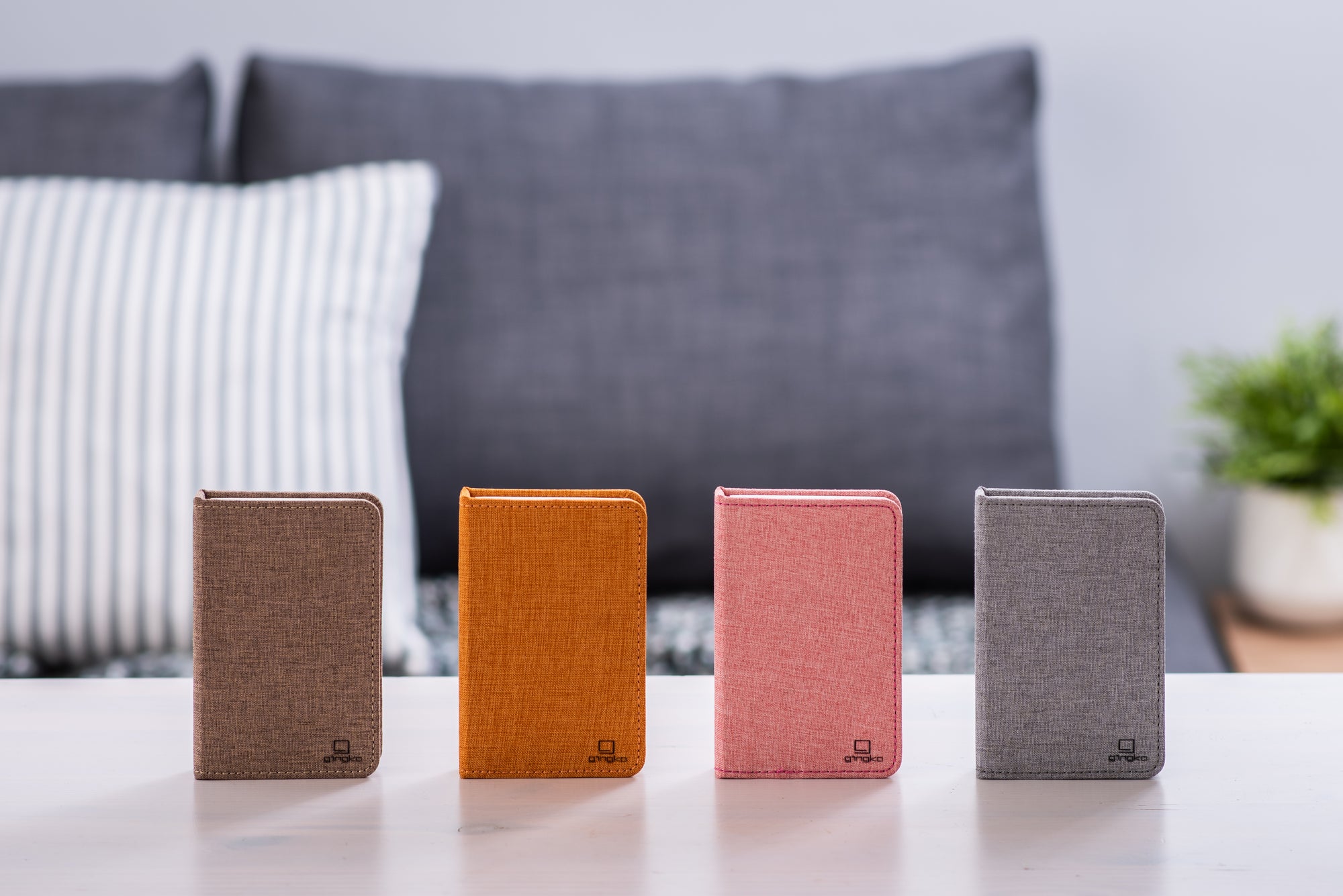 Ging-Ko Mini Fabric Smart Book Light - Blush Pink