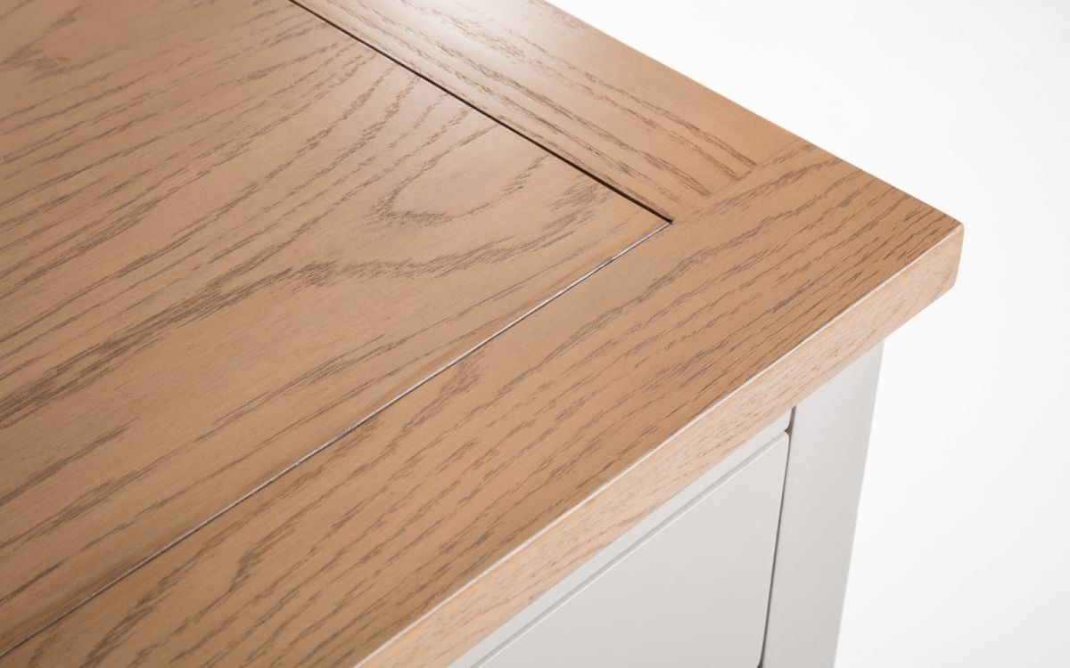 Julian Bowen Richmond 2-Tone Oak Nest of Tables